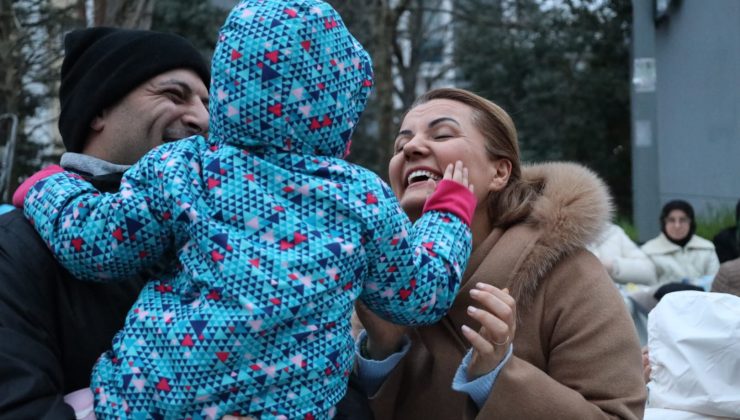 Fatma Başkan, Akarca’da yüzlerce vatandaşlarla aynı sofrada buluştu