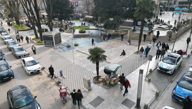 Fevziye Parkı’nda estetik kaldırım düzenlemesi