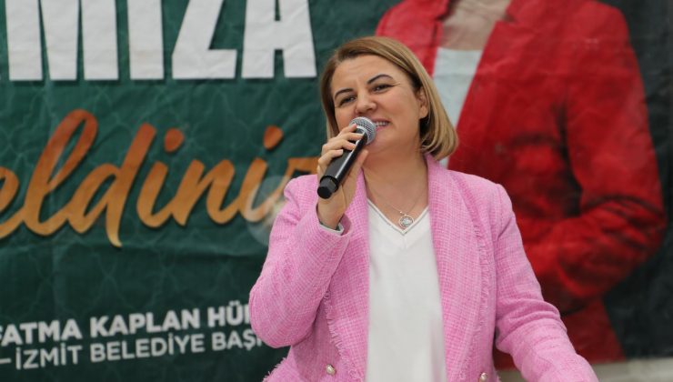 İzmit Belediyesinin Yeşilova mahalle iftarında  yüzlerce kişi aynı sofrada buluştu