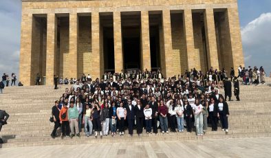 Çınar Akademi öğrencileri Ankara’da motivasyon depoladı