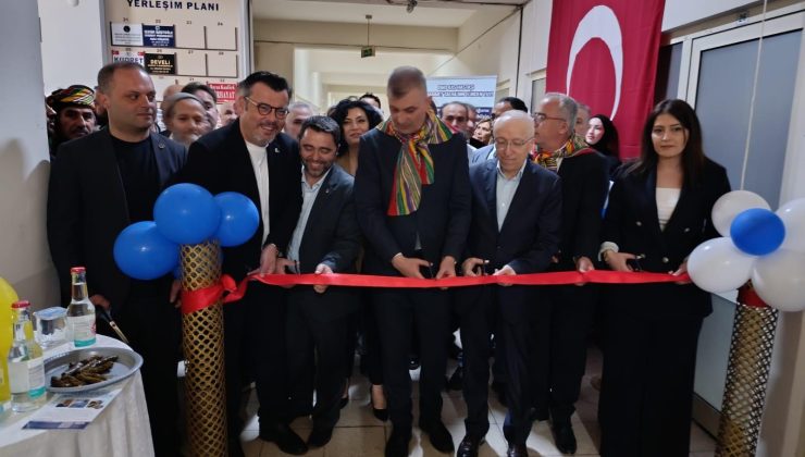 Hakan Yalçın Çankırı Yarenler Derneğinin açılışına katıldı