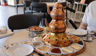 İzmit’in en güzel manzarasında kahvaltı keyfi Gülümse Kahvaltı Evi’nde 250 TL