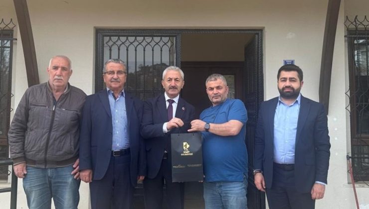 İzmit Belediyesinden muhtarlara ziyaret