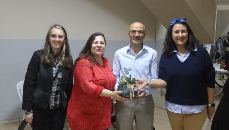 İzmit Belediyesi Eğitmeni Mehmet Bozdemir’e 50. yıl onuru