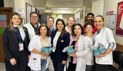 İzmit Belediyesinden ebelere anlamlı sürpriz