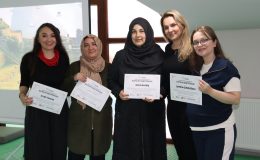 İZGİM’de anne adaylarına sertifika sevinci