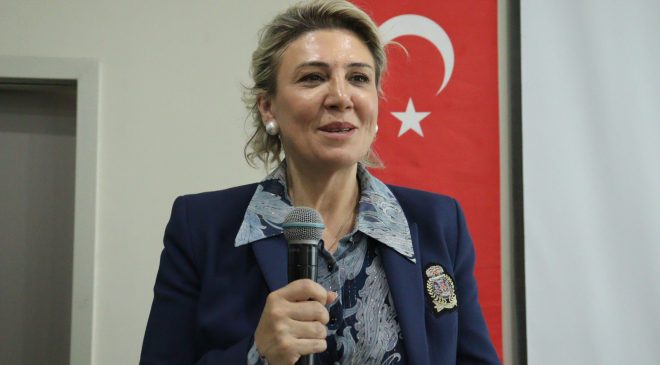 İzmit Belediyesinden huzurevine anlamlı Anneler Günü ziyareti