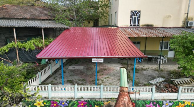 İzmit Belediyesinden Düğmeciler Camii’ne sundurma desteği