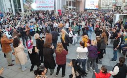 İzmit’te Hıdırellez Şenliği coşkuyla başladı