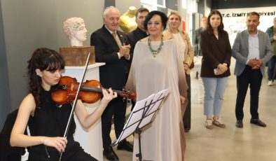 Nikomedia Sanat Galerisi’nde “Nicomedia Düşleri” sergisi sanatseverlerle buluştu