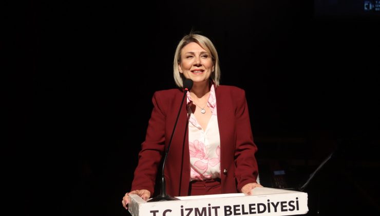Türk halk müziği ezgileri İzmit’te yankılandı