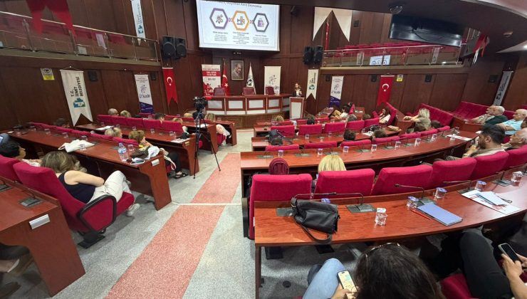 “Biz Biriz, Beraberiz ve Eşitiz” mesajı İzmit’ten yükseldi