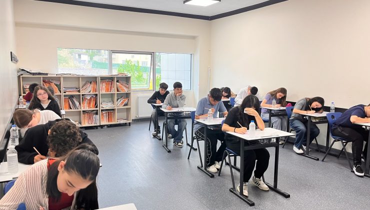 Çınar Akademi’den öğrencilere sınav provası