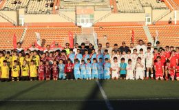 İzmit’in kurtuluş coşkusu futbol şenliğiyle taçlandı