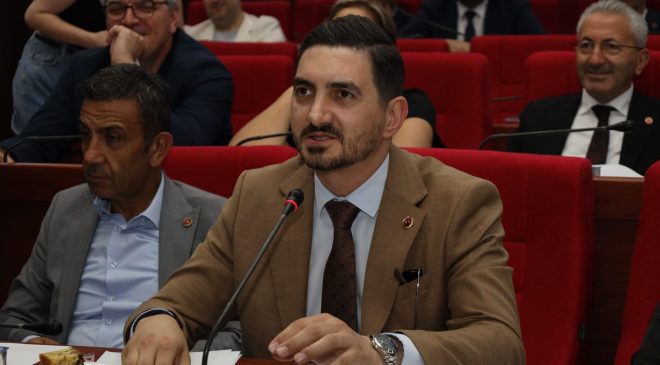 Gençtürk’ten kentsel dönüşüm eleştirilerine: “Şeffaf belediyecilik budur”