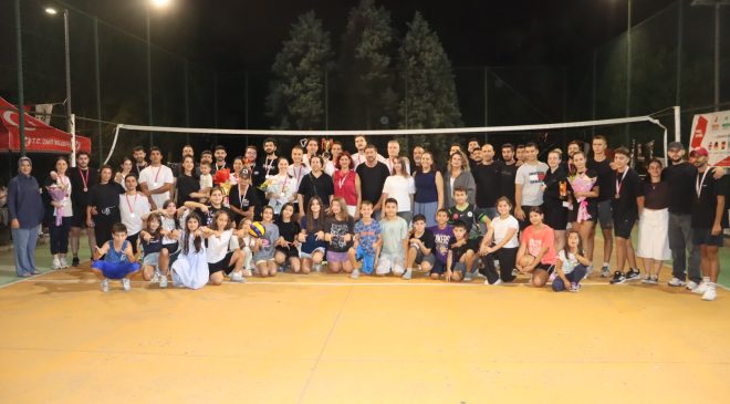Fevzi Çakmak Mahallesi Voleybol Turnuvası sona erdi