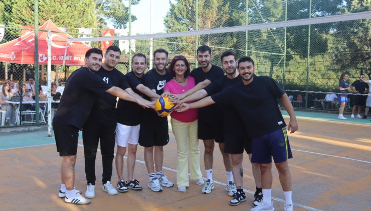 Fevzi Çakmak Mahallesi’nde voleybol coşkusu yaşanıyor